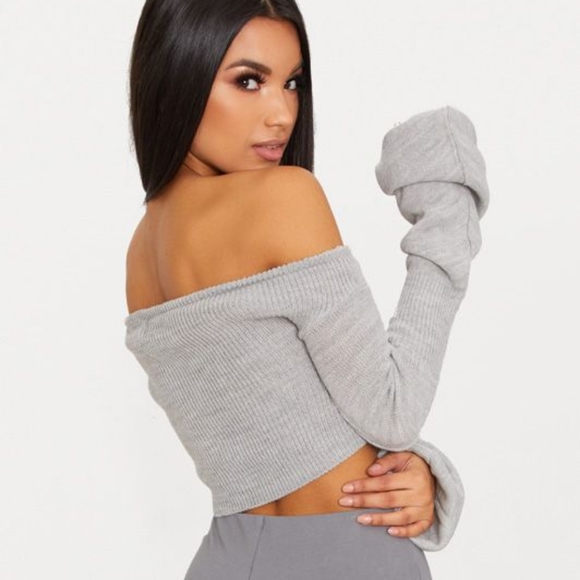 Off the Shoulder Cropped Sweater - Picture 3 of 3